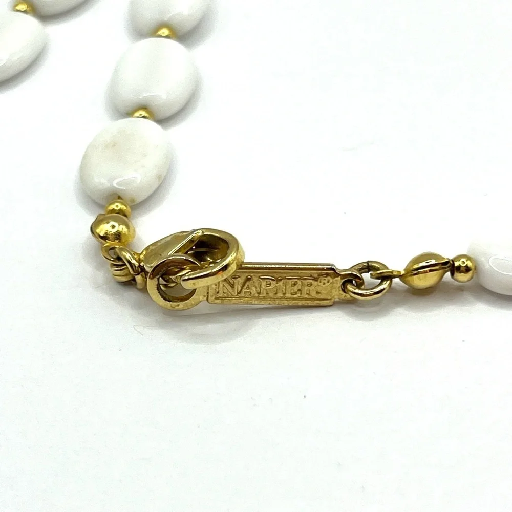 Napier Classic White Oval Bead with Gold Bead Necklace 24” Lightweight - Picture 7 of 8